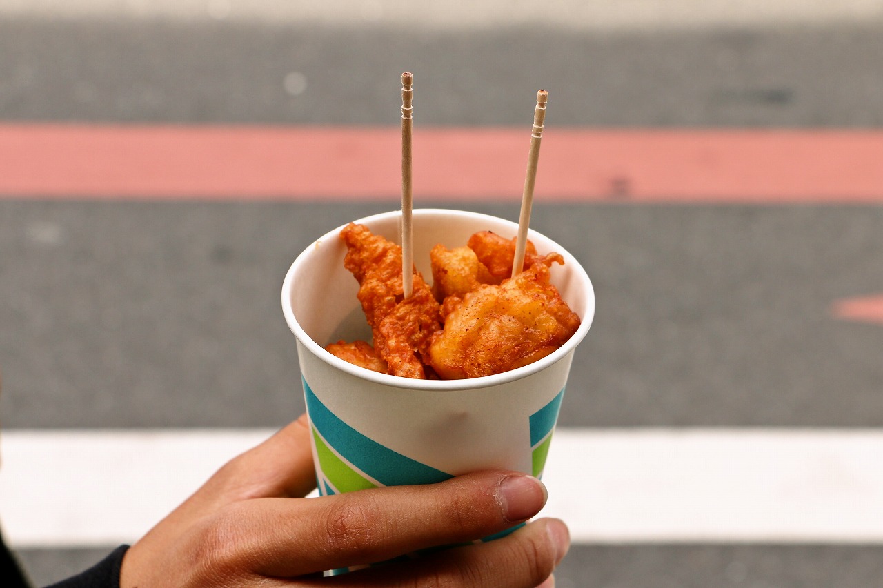 唐揚げの食べ歩き